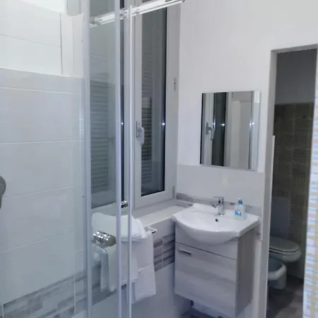 Apartament Bi Campnini *